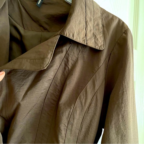 Ambition Trench coat - Picture 6 of 14